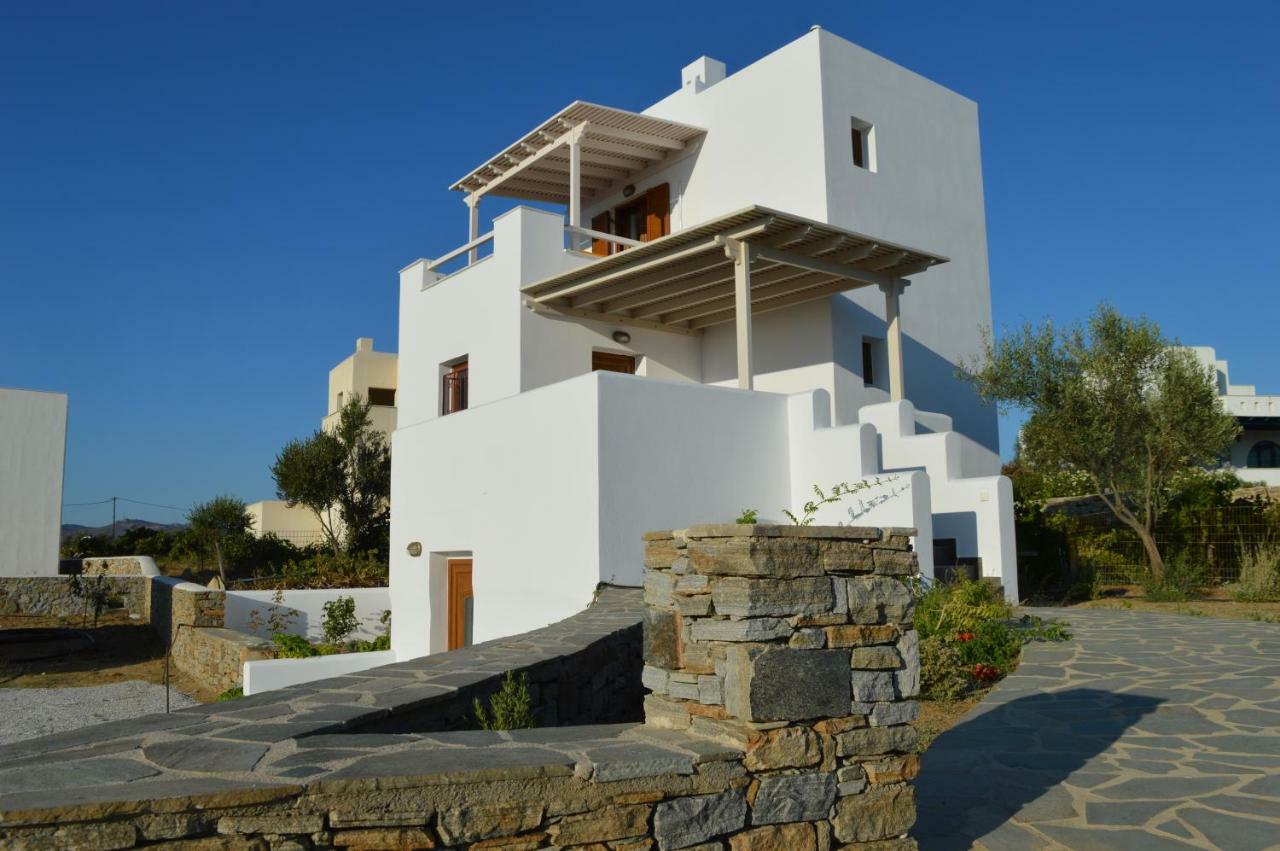 Iokasti Villa *